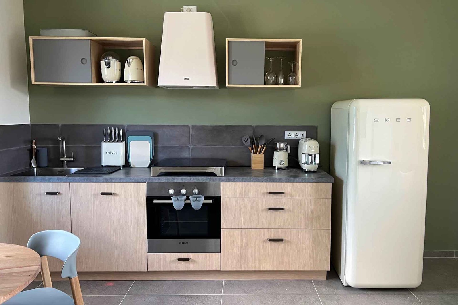 Kitchen of Apartment O'Viv at Colpo di Fortuna
